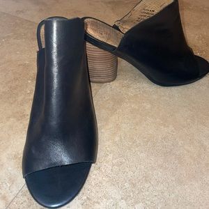 Black Round Block Heels